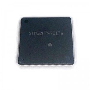 STM32H747IIT6 |